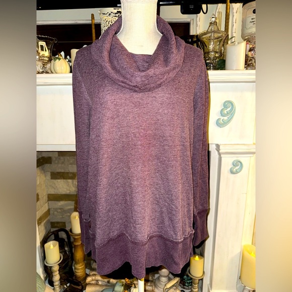 Natural reflections, cowl neck sweatshirt top. Ribbed sleeve/bottom comfy💜 - Picture 1 of 7